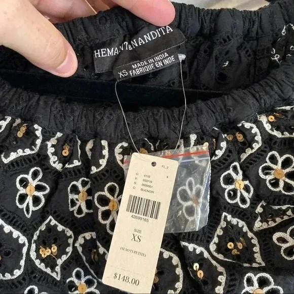 Hemant & Nandita Black Embroidered Off-Shoulder Top – Size XS - Picture 4 of 6